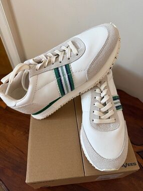 SeaVees Royal Runner Sneakers BRAND NEW IN BOX
